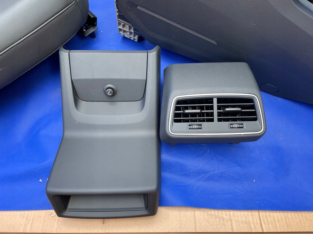 фото №11, Audi e-tron 55 quattro комплект сидений заднее сиденье туннель средний подогрев