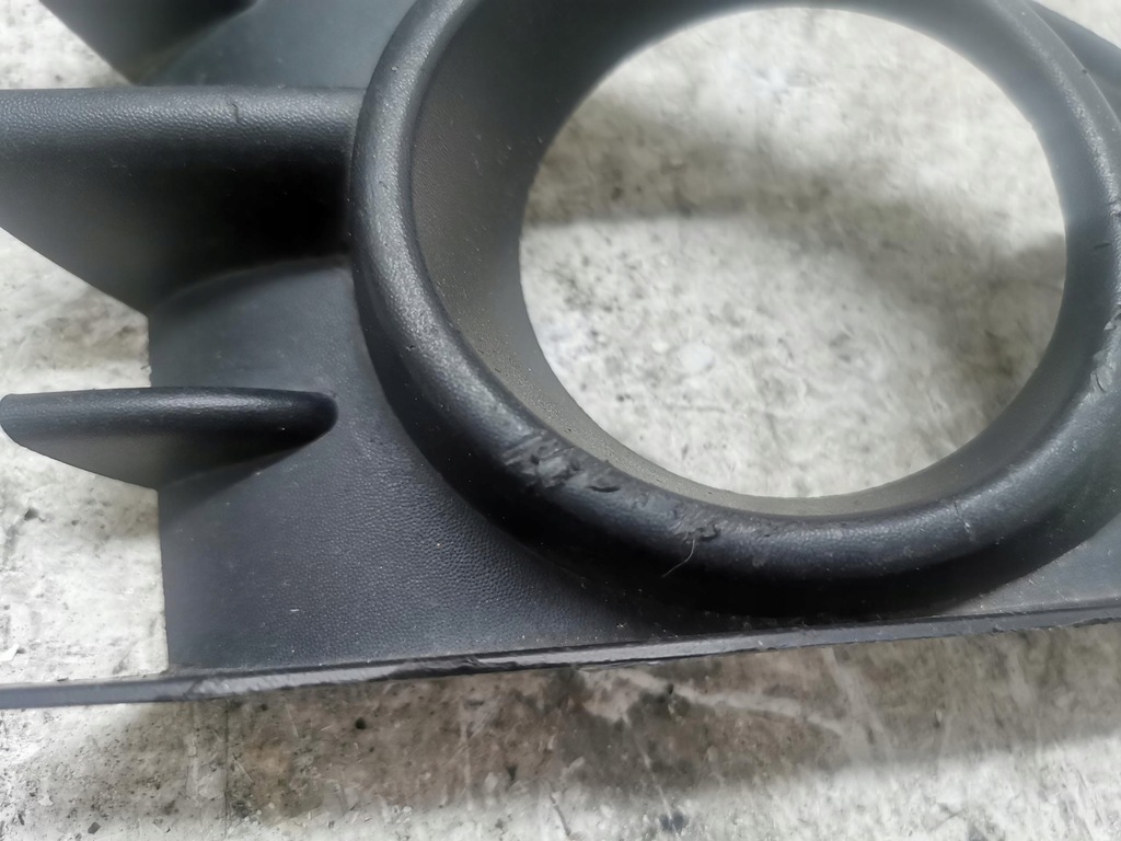 фото №4, Решітка бампера правий перед renault scenic ii