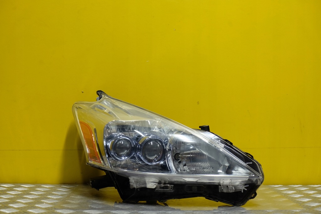 фото №1, Toyota prius plus + 2012- фара лампа full led правая usa