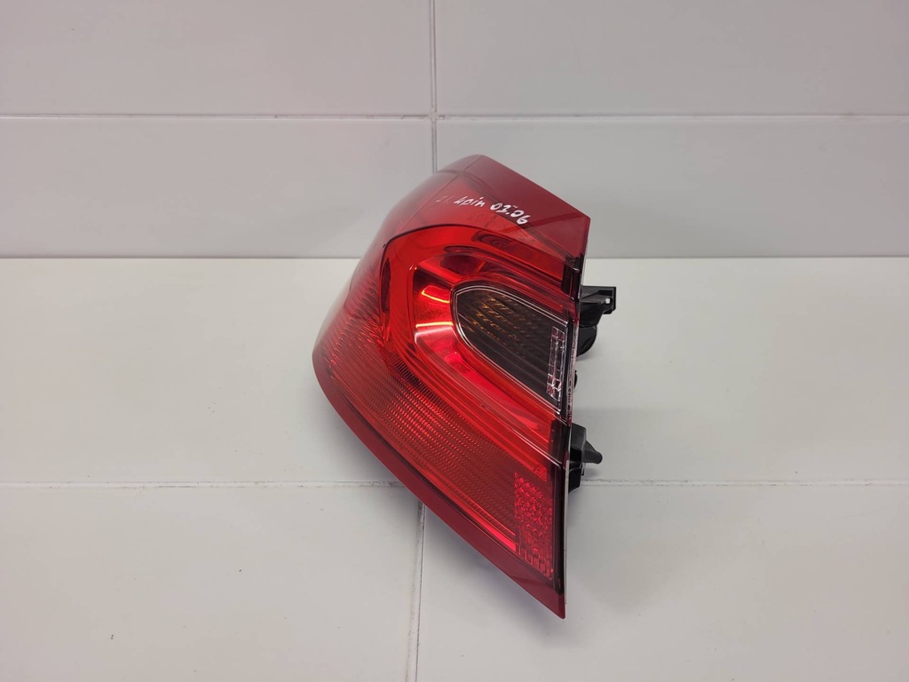 фото №8, Лампа задняя левая сторона ford fiesta 7 2019 h1bb13405 bh