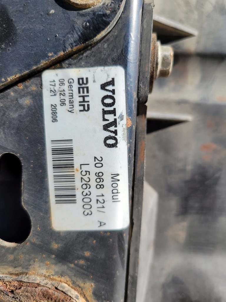 фото №12, Радиатор wody интеркулер корпус комплект радиатор volvo fe d7e e-5