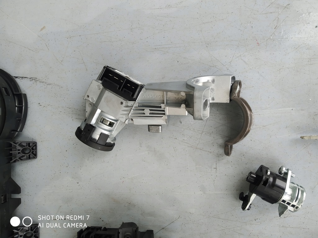 фото №12, Бортовий комп'ютер блок керування 2,3 e6 140km iveco 0281032557