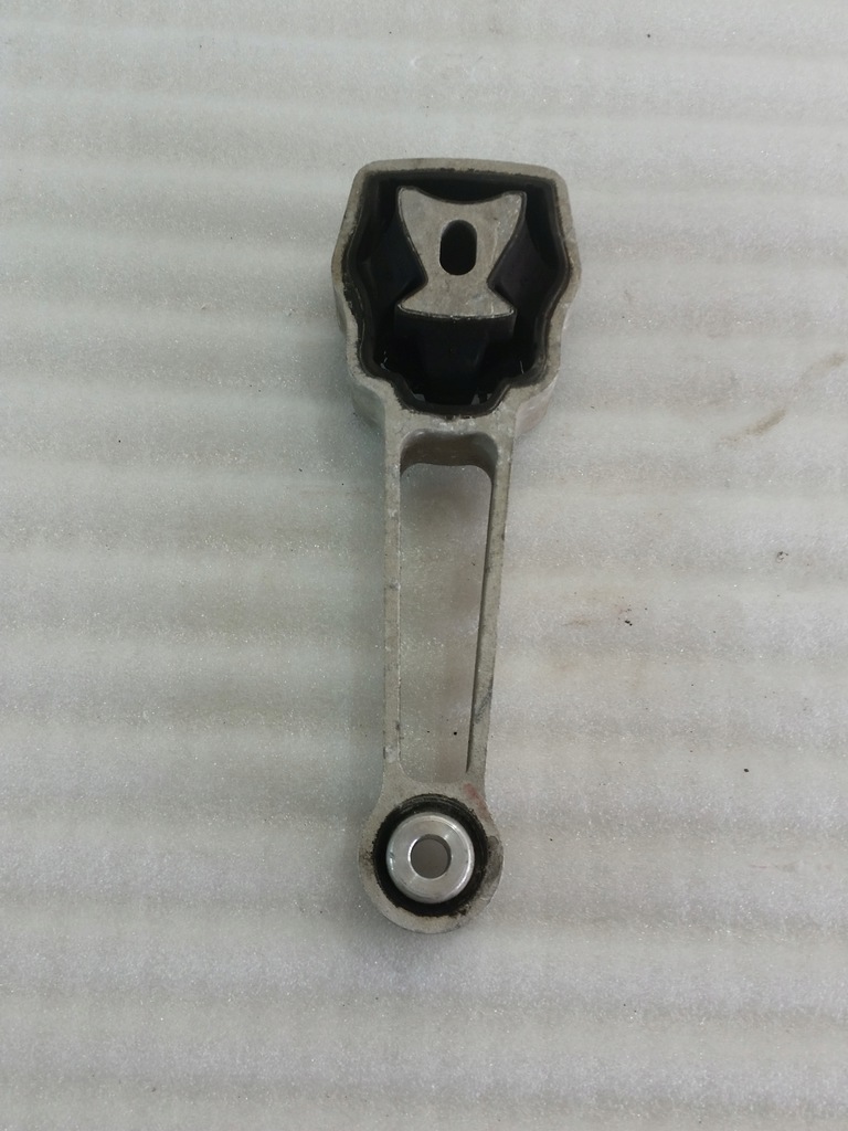 фото №1, Volvo s80 кронштейн подушка двигателя 30680474