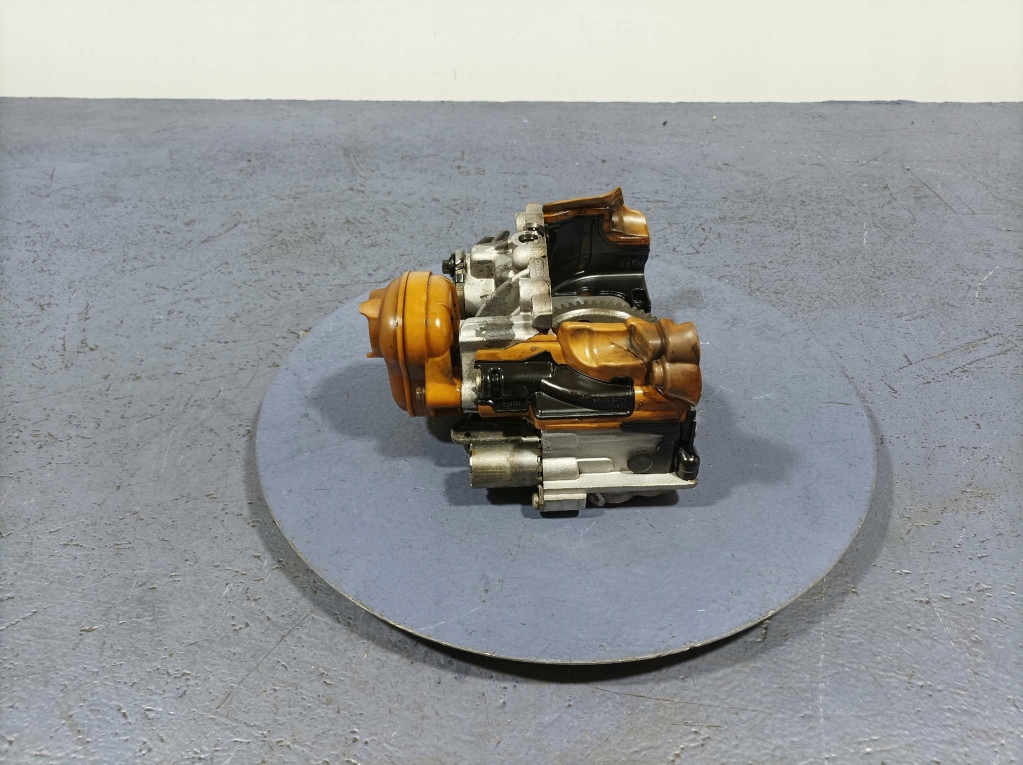 фото №4, Nissan navara iv d23 15- 2.3 dci 190 km насос оливи ys23ddtt