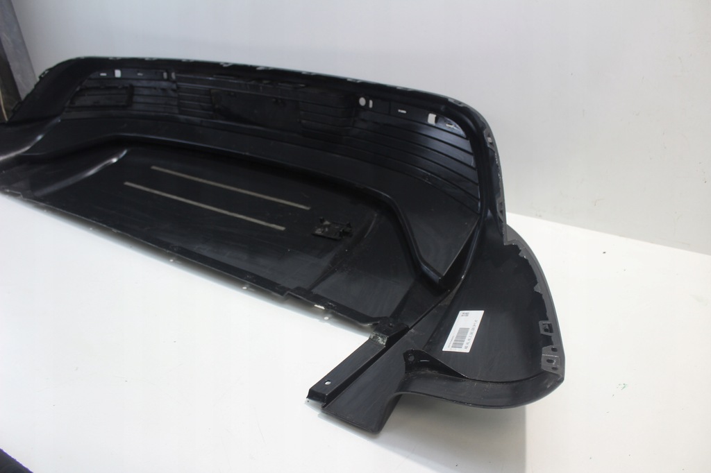 фото №6, Диффузор накладка бампер задняя porsche taycan полный 9j1807983f