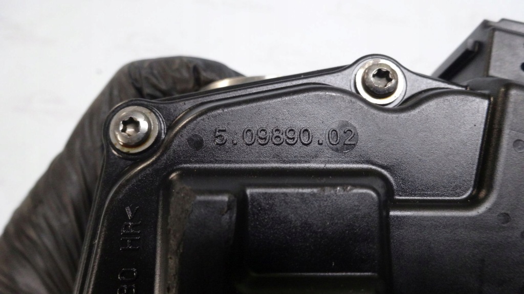 Focus 1.0 ecoboost 14r. 100km cm5g-9f991-fb 50989002 дросельна заслінка Недорого