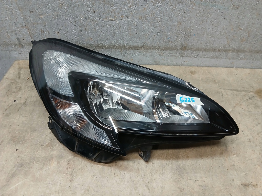 фото №1, Лампа перед права opel corsa e 39108223