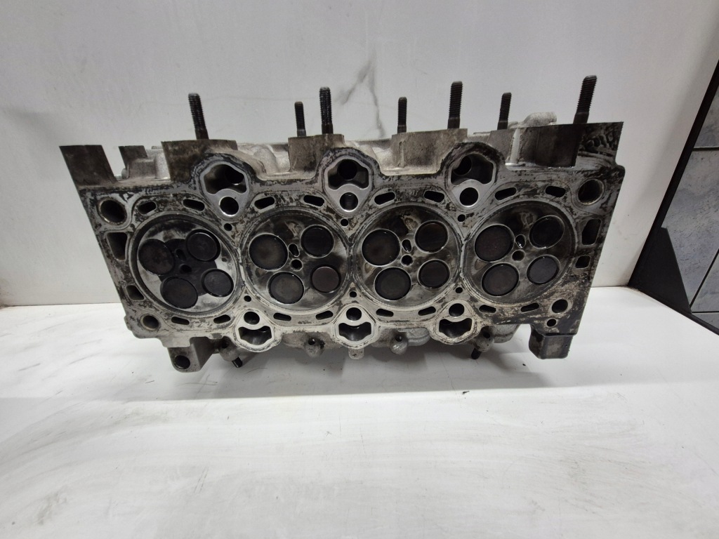 Головка комплект  вали kia ceed i proceed hyundai i30 1.6 crdi d4fb 221112a100 Доставка