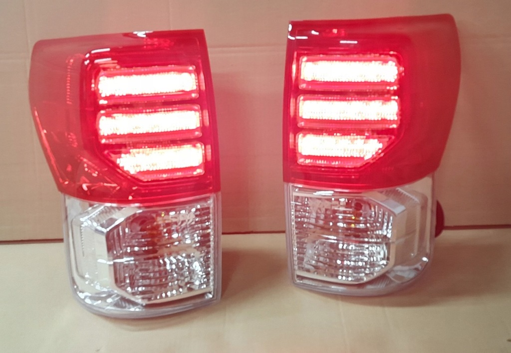 фото №1, Toyota tundra 2007-14 лампы led задняя