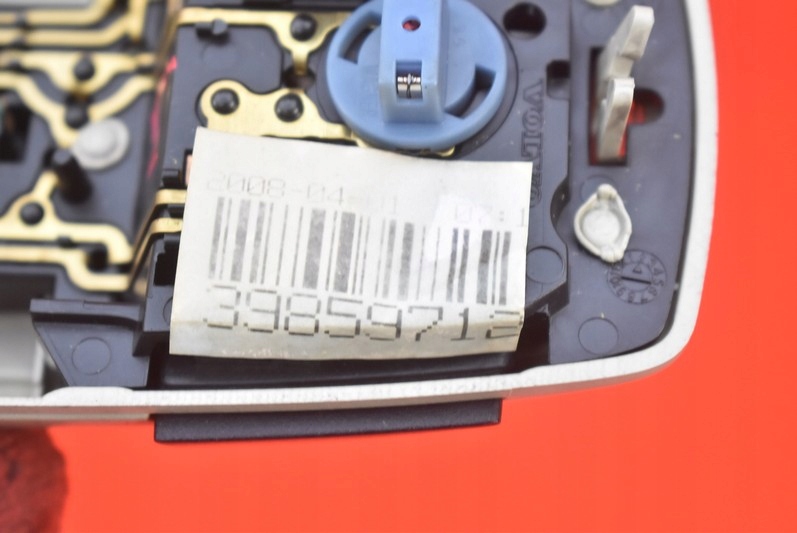 фото №8, Лампа освещение салона задняя 39859712 volvo s70 v70 3 iii 07-16