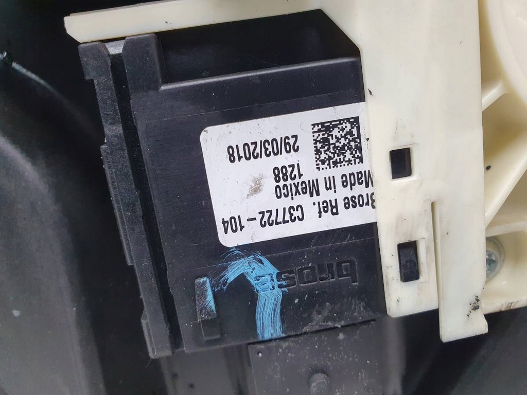 фото №5, Подъемник стекло перед правый jeep compass ii 2018