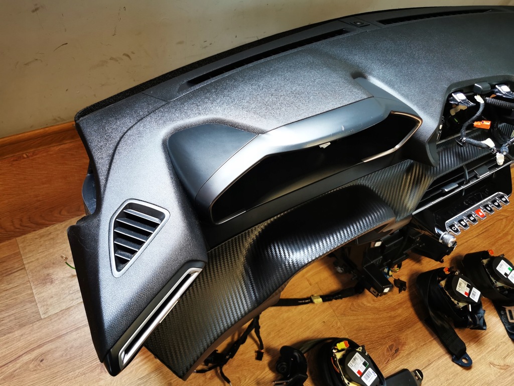 фото №8, Peugeot 208 ii 19- консоль карбон bez кнопка старт/стоп