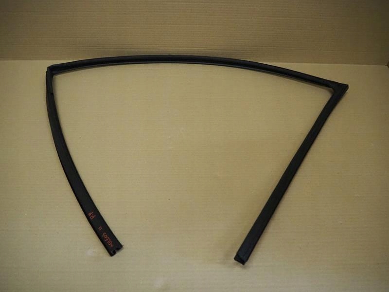 фото №1, Прокладка скло двері правий перед koleos ii