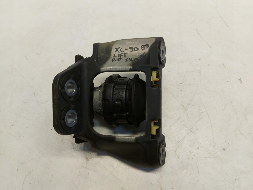 фото №1, Volvo xc90 ii lift b5 подушка двигуна 32137496