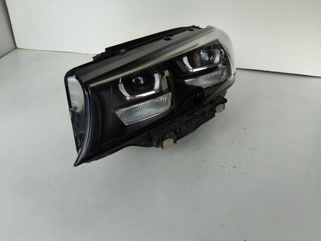 фото №1, Лампа левая фара bmw 3 g20 g21 18- full led