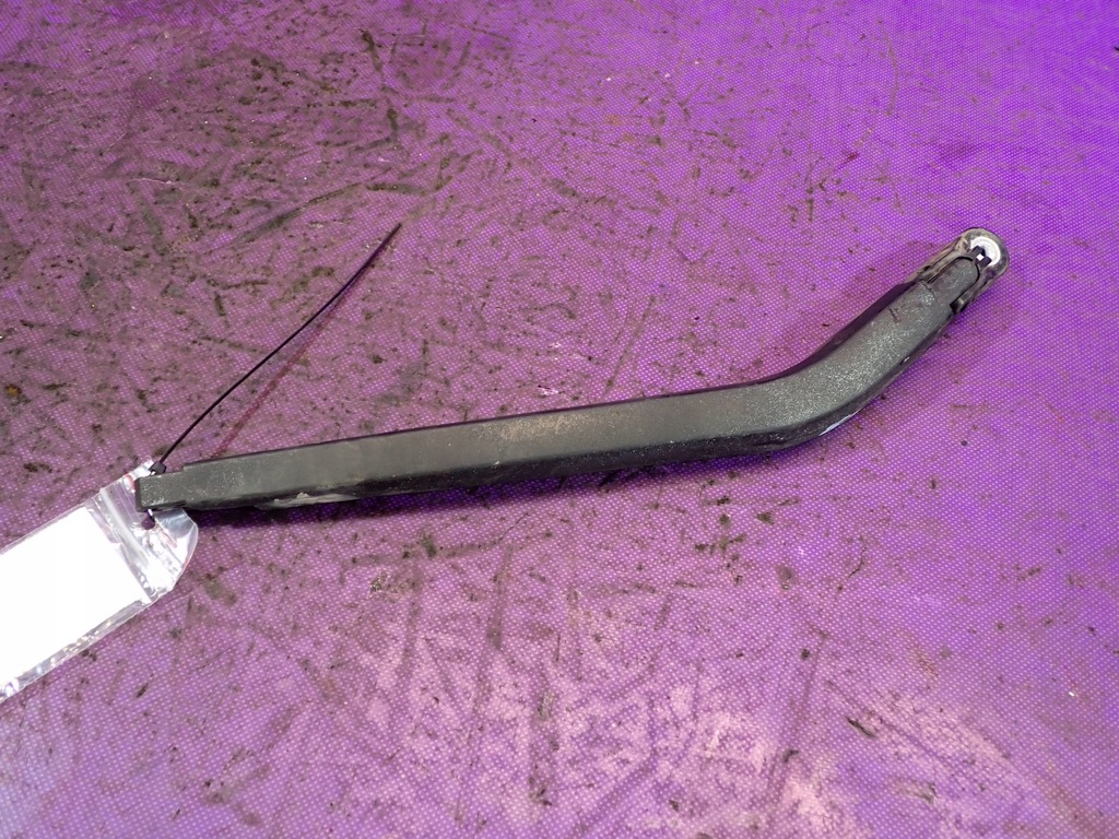 фото №1, Hyundai i20 i hb 3d lift 12- рычаг дворники задняя