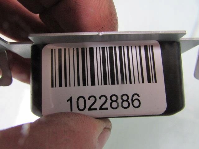 фото №8, Mazda 3 bp iv 21r антенна усилитель антенны