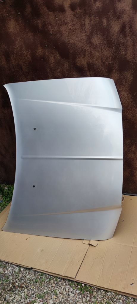 Chrysler 300c капот передня кришка срібляста в Україні