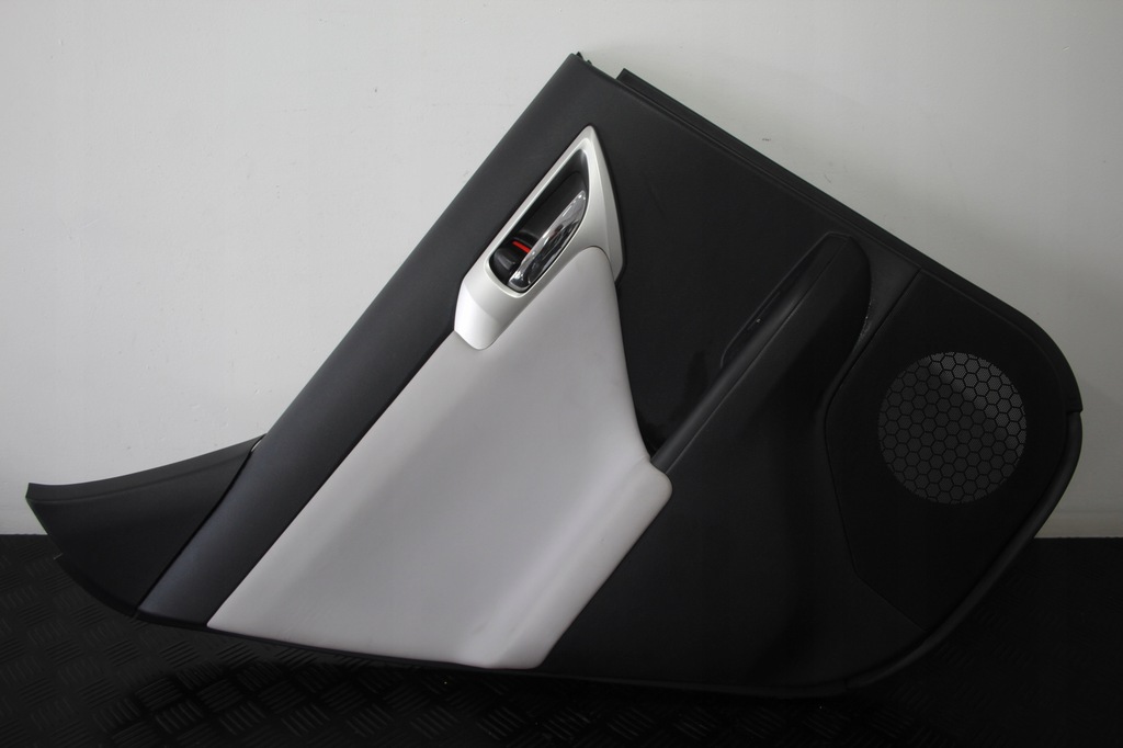 фото №1, Оббивка обшивка двері лівий задня lexus ct200h