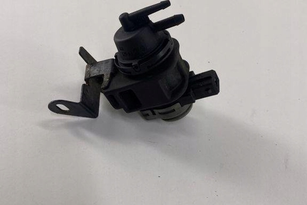 фото №1, Клапан электромагнитный renault grand scénic iv r9_ 8200575400 2.0l дизель