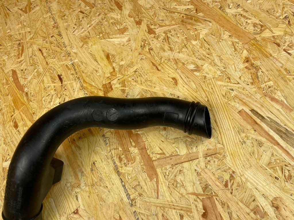 фото №9, Труба шланг повітрозабірник повітря volvo v60 ii s60 iii 31474519 2018-