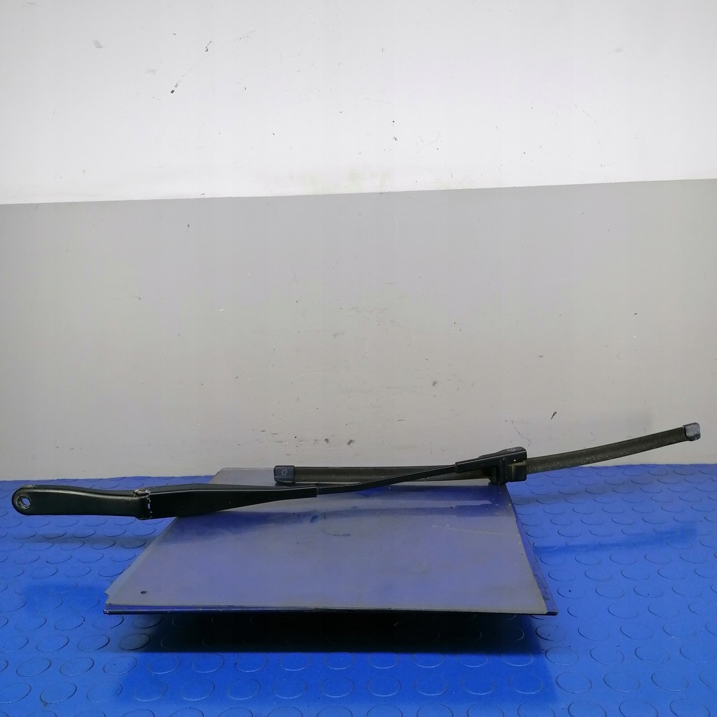 фото №1, Opel astra h рычаг рычаги дворник перед 13111219 13111220