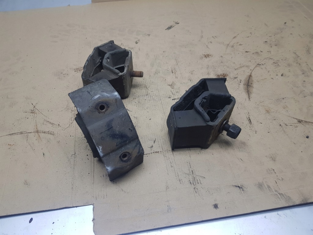 Купить Подушка sil. iveco daily iii/iv 504085410