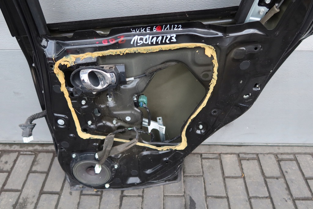 фото №14, Дверь правый задняя nissan juke bez стекло