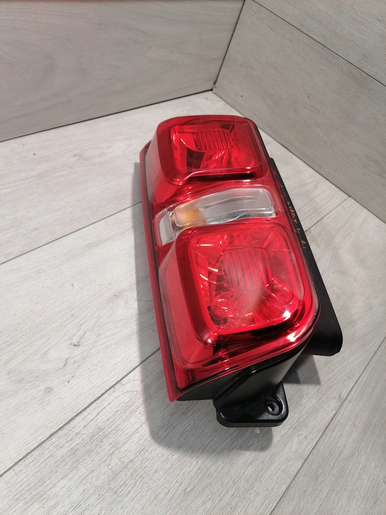 фото №6, Jumpy expert лампа правый задняя 9808243080