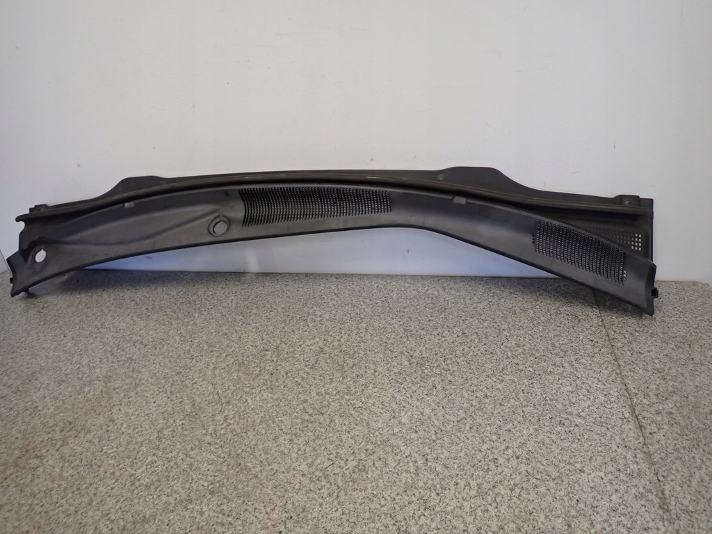 фото №1, Hyundai i30 07-12 жабо пластиковый