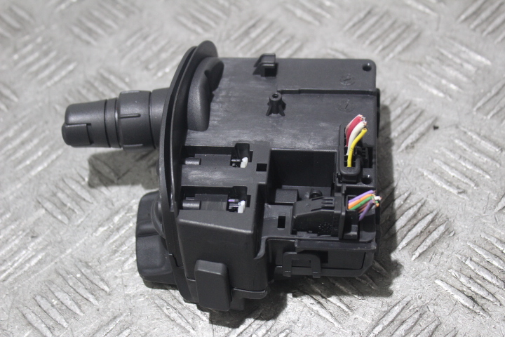 Купить Переключатель подрулевой  света clio 3 1.6 16v