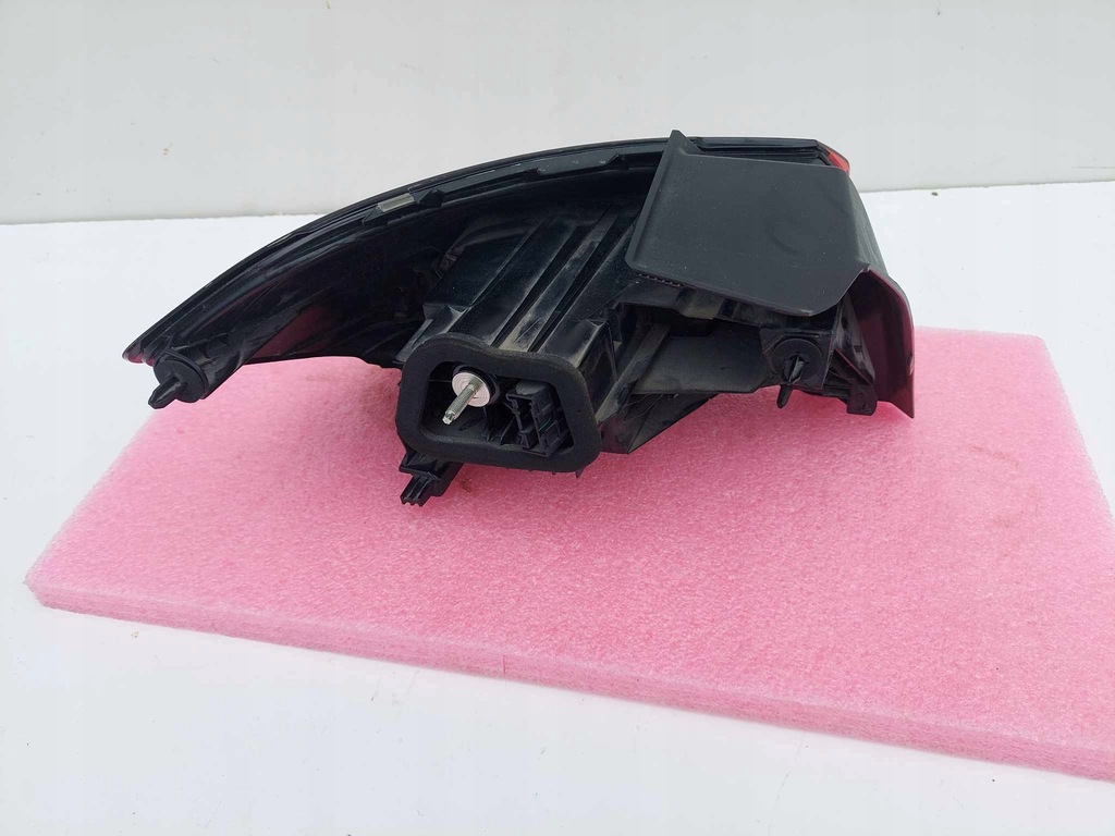 фото №7, Opel corsa f лампа права задня задня led