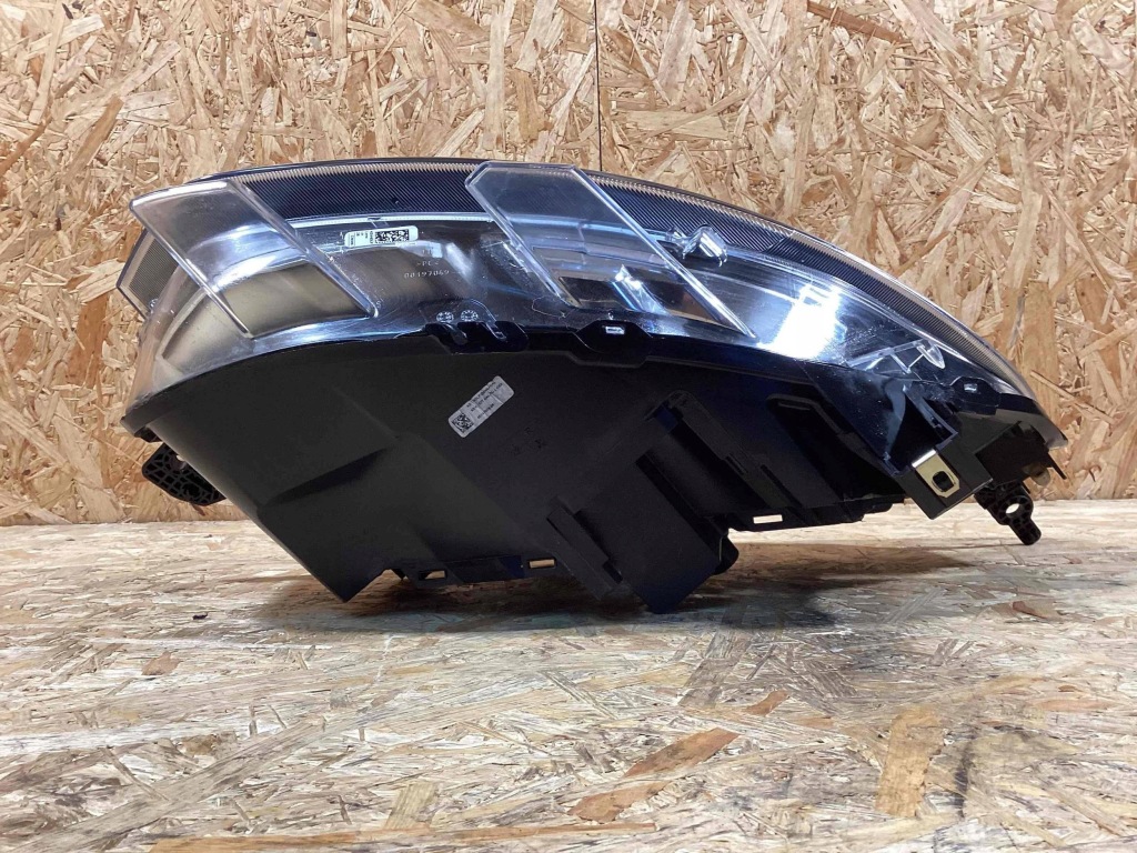 фото №11, Citroen jumpy лампы левая правая перед 9808567780 9808567680