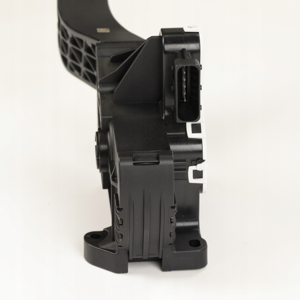 Педаль газа ускорения jeep renegade 52191461 оригинал Оригинал