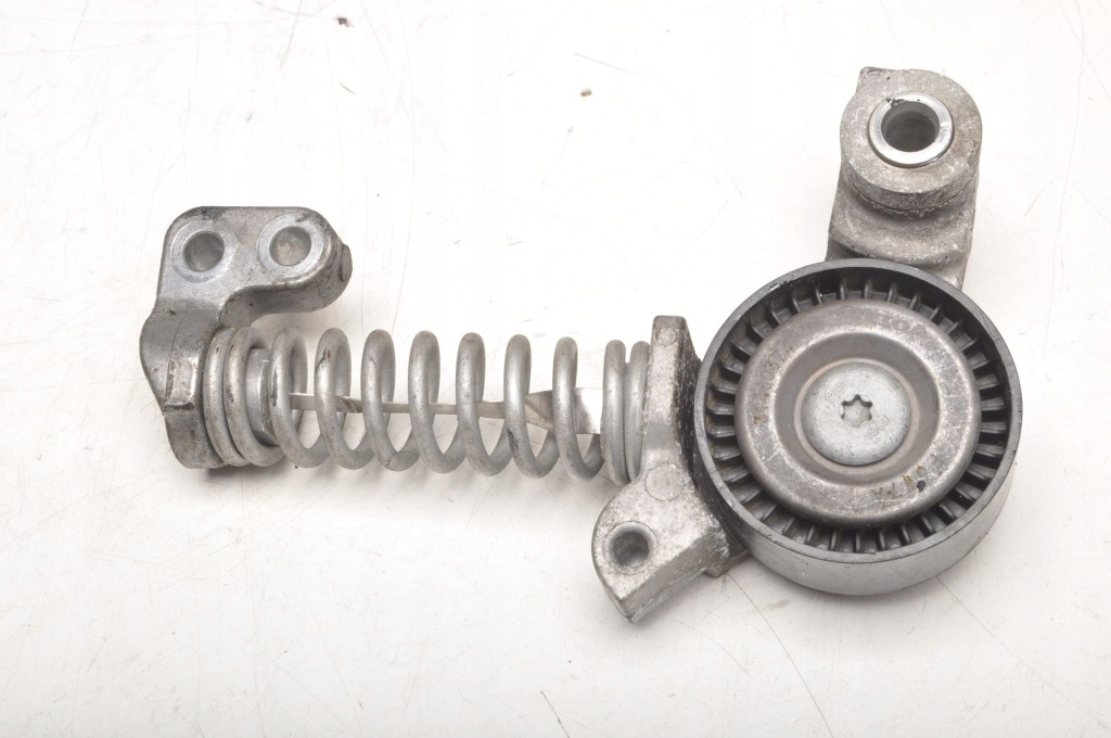 фото №1, Volvo xc60 ii 2.0 d5 235 km натягувач ролик ремінь обладнання