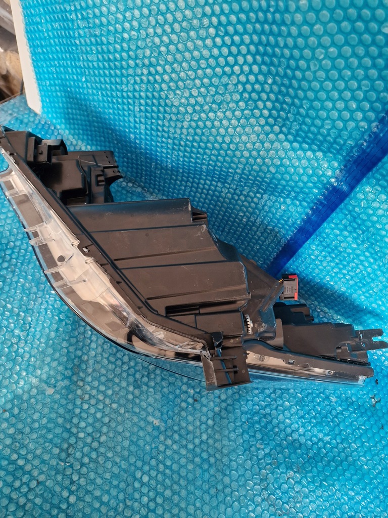 фото №9, Лампа передняя правая renault zoe lift