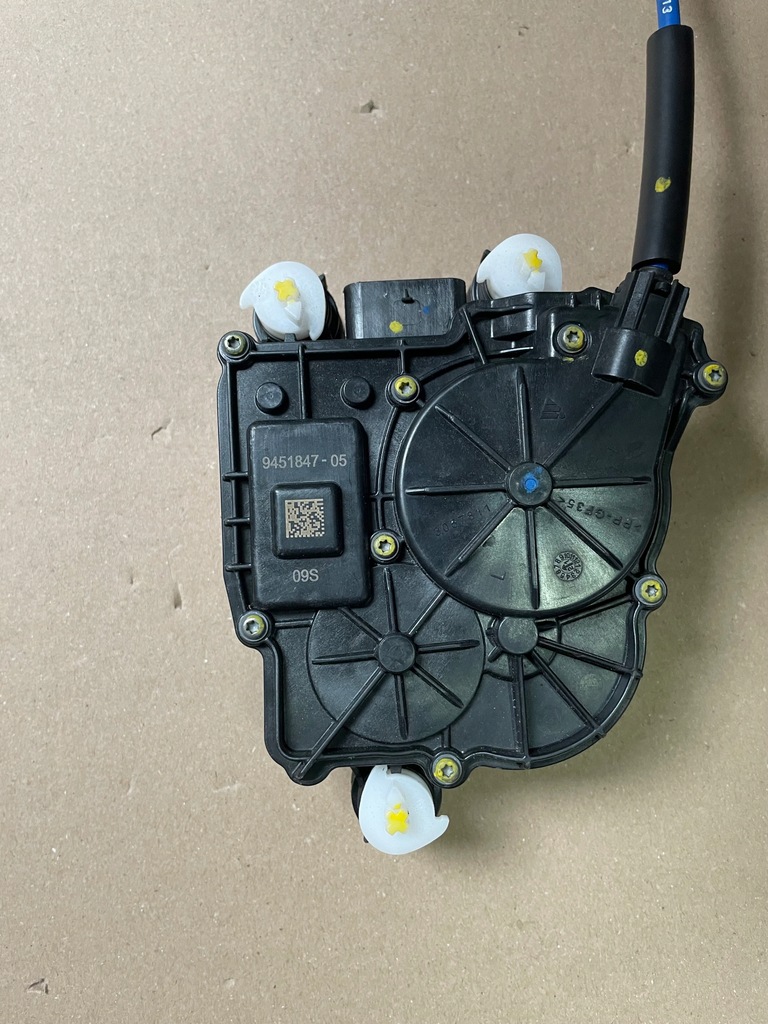 фото №1, Доводчик дверь левый перед bmw 7 g70 soft close