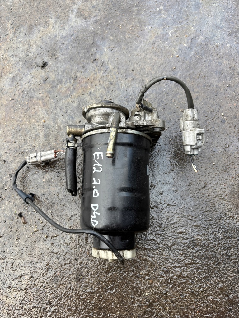 фото №1, Toyota corolla e12 основание фильтра топлива 2.0 d4d