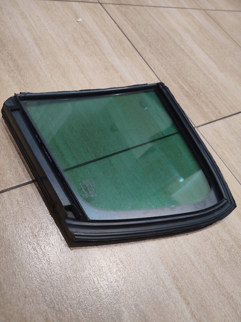 фото №11, Стекло боковая треугольник дверь правая kia sportage iv