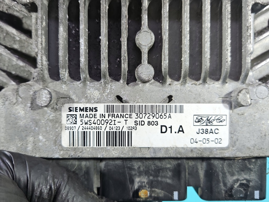 фото №8, Бортовий комп'ютер блок керування двигуна 30729065a 5ws40092i-t volvo v50 s40 ii 2.0d