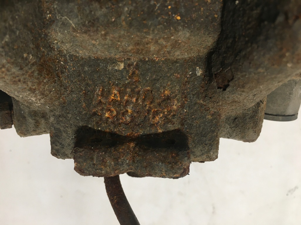 фото №2, Супорт лівий перед jaguar f-pace