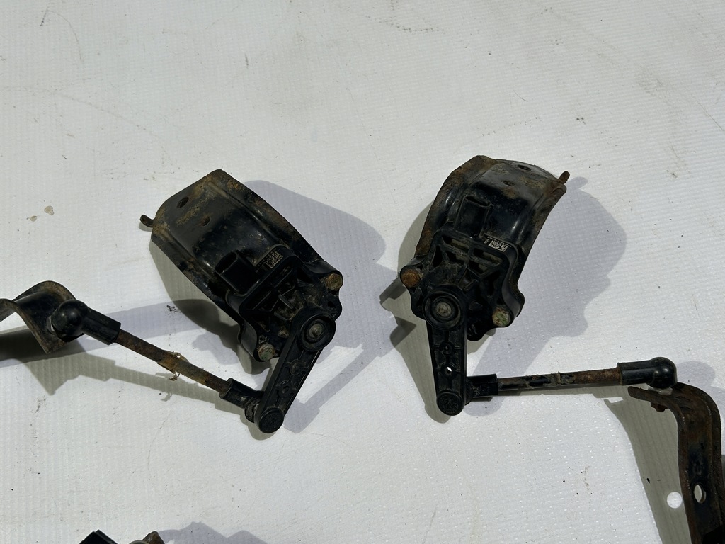 фото №8, Датчики вирівнювання підвіска лампа lincoln continental 2017r-