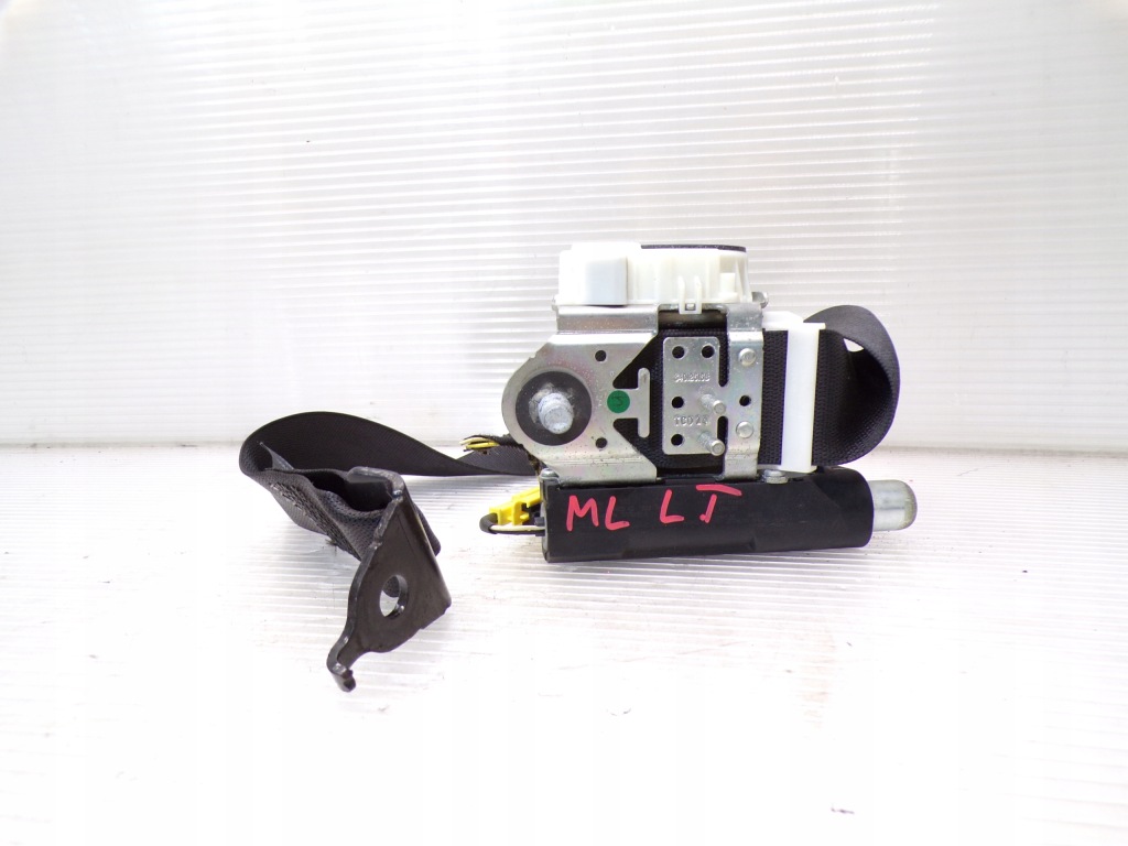 Купить Ремень безопасности левый задний  задний mercedes w164 ml 1648601785