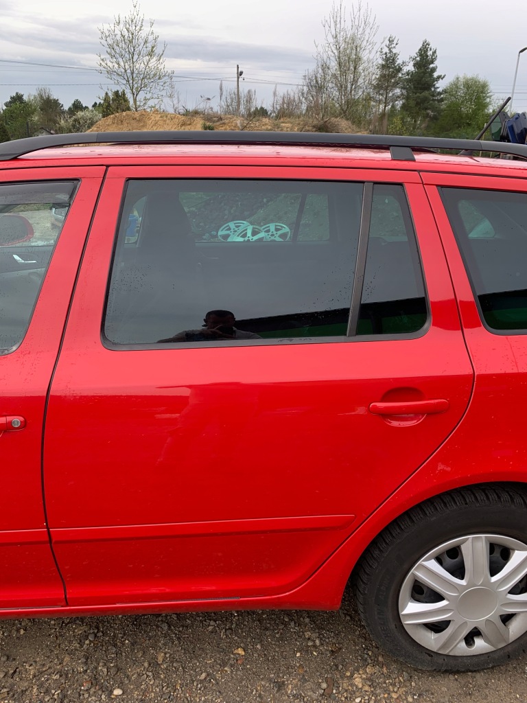 фото №1, Skoda octavia ii 2 kombi дверь левая задние левый задняя lf3k