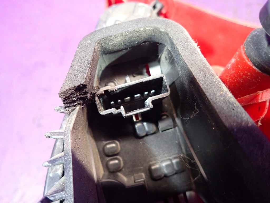 фото №5, Peugeot 207 lf hb 5d лампа задня ліва 11b864