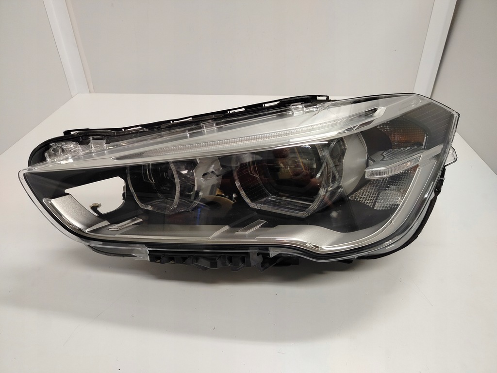 фото №1, Bmw f48 x1 full led радиатор лампа левая