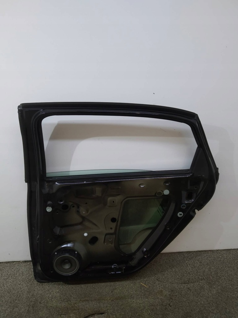 фото №8, Дверь правое задняя sedan usa vw volkswagen passat viii 2014- b8