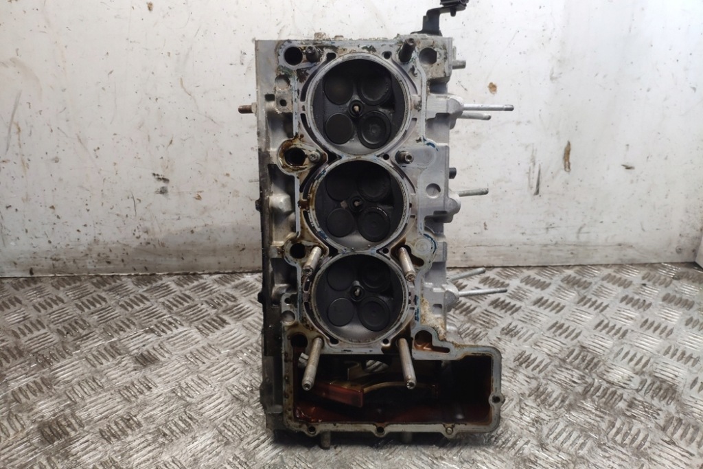 фото №6, Головка двигуна porsche panamera 970 06e103404m 3.0l hybrid 245kw 2012