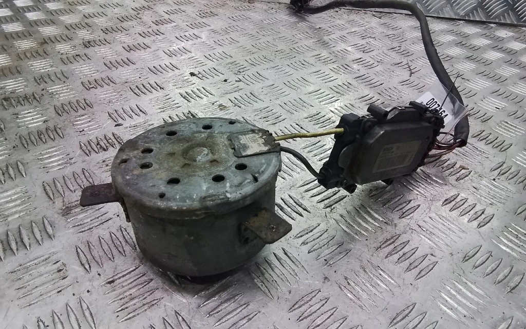 фото №4, Audi a6 c6 вентилятор радіатора модуль 4f0959455k