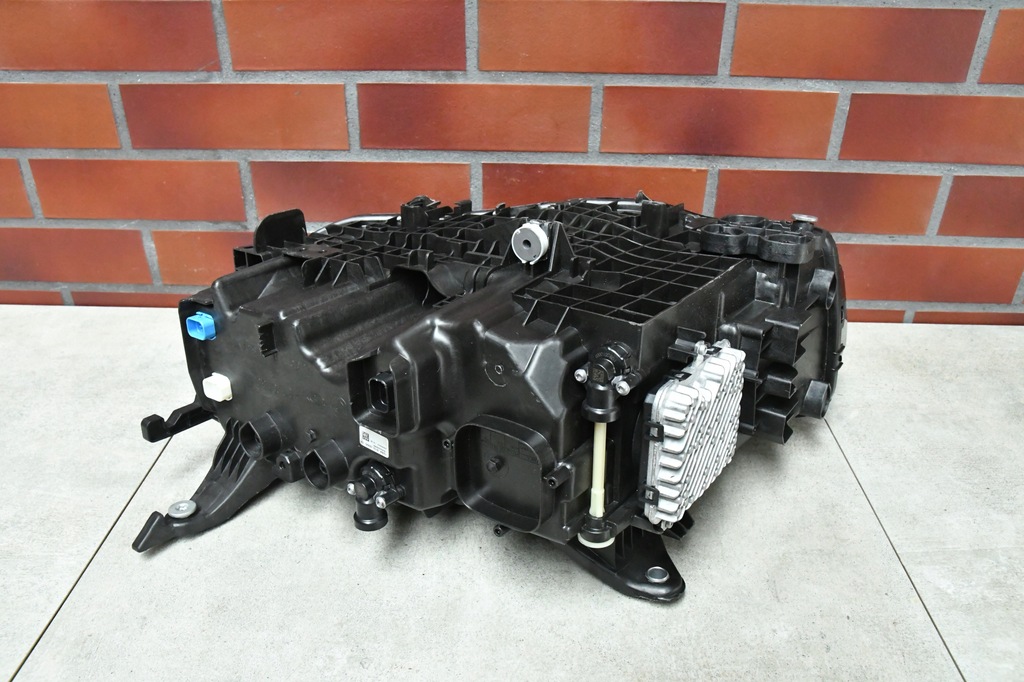 фото №9, Лампа правая led bmw 7 g70 usa sae